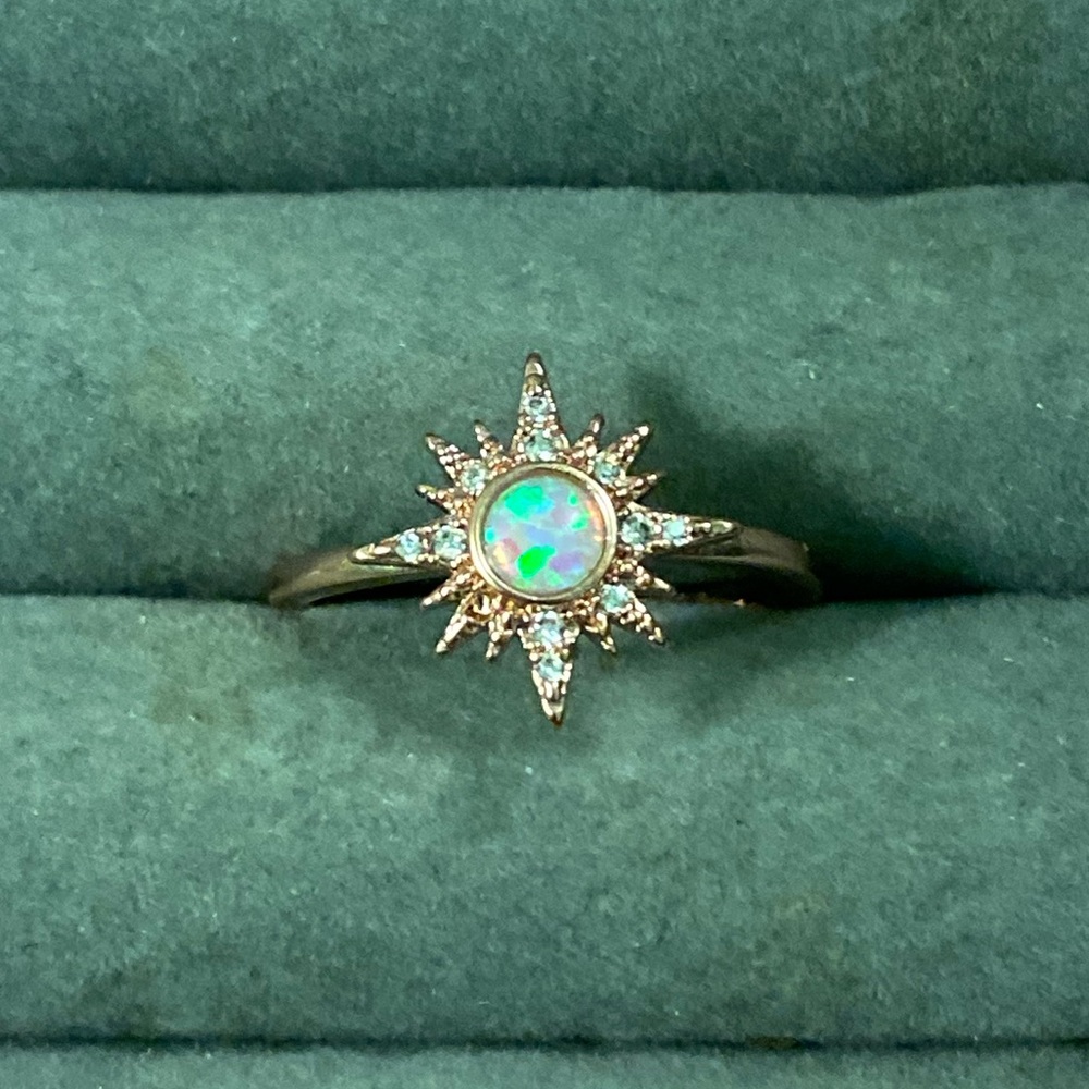 Rose Gold plated Opal sunburst Promise Ring 💍